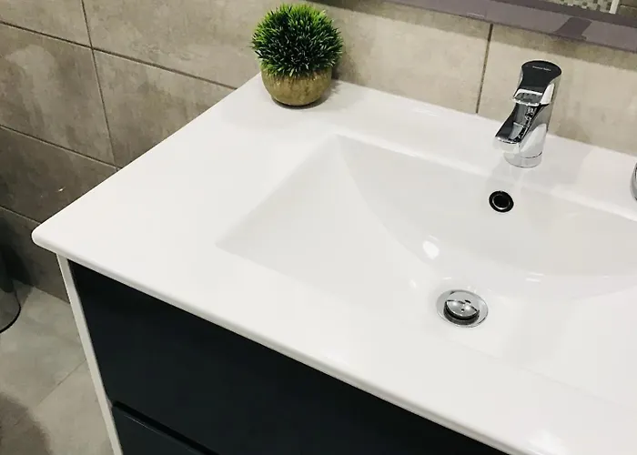 בית נופש Casa De Ferias Mariceu מירנדלה