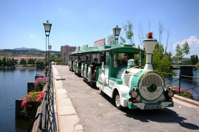 Casa De Ferias Mariceu Tatil Evi *